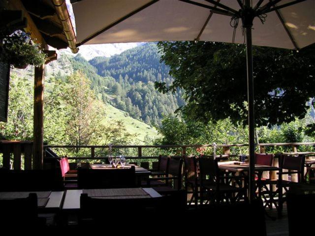 Hotel Des Alpes - Skiers & Bikers Lodge La Grave Exterior photo