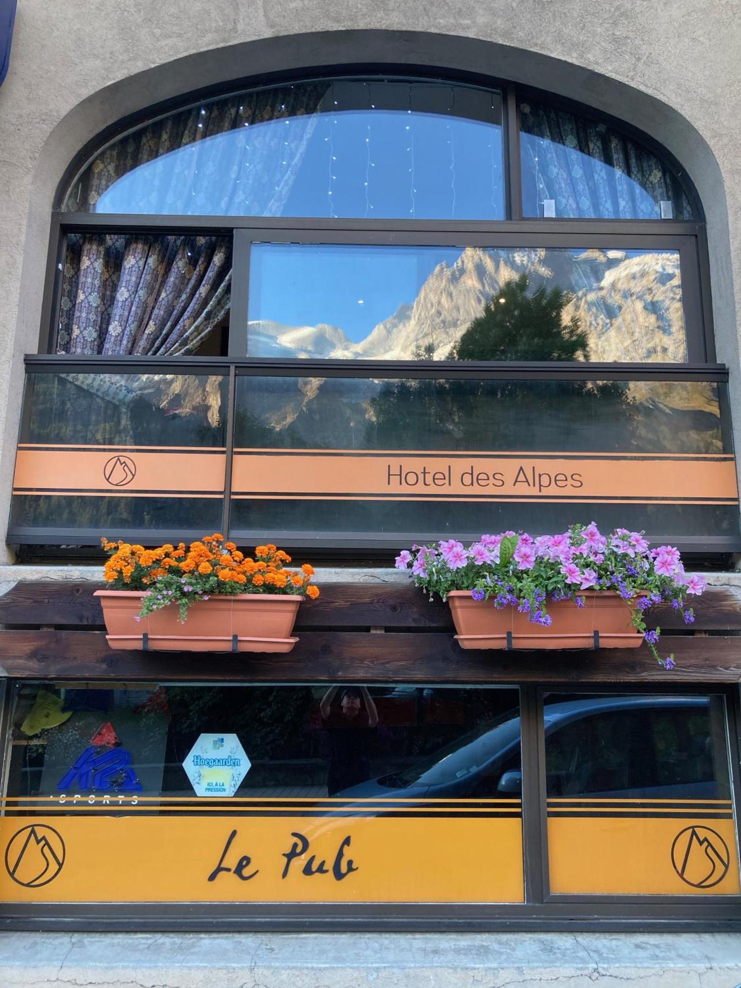 Hotel Des Alpes - Skiers & Bikers Lodge La Grave Exterior photo